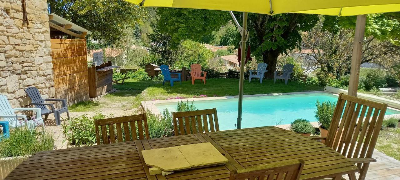 Chambre Du Tilleul - Charme, Confort Et Piscine Sigonce Ngoại thất bức ảnh